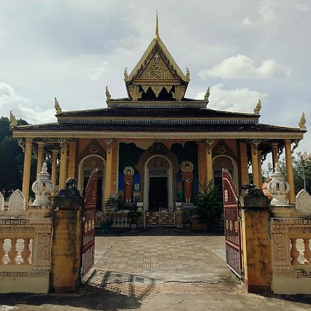 Family Batcave Homestay 马德望 外观 照片
