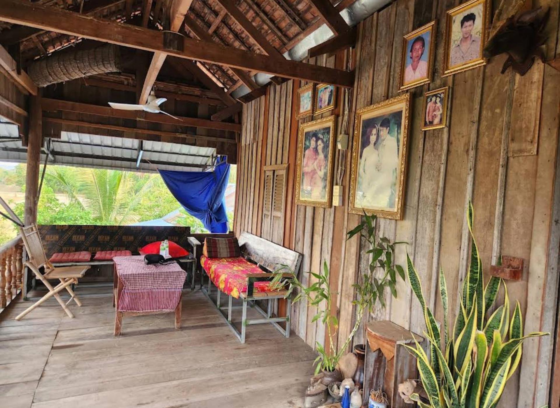 Family Batcave Homestay 马德望 外观 照片