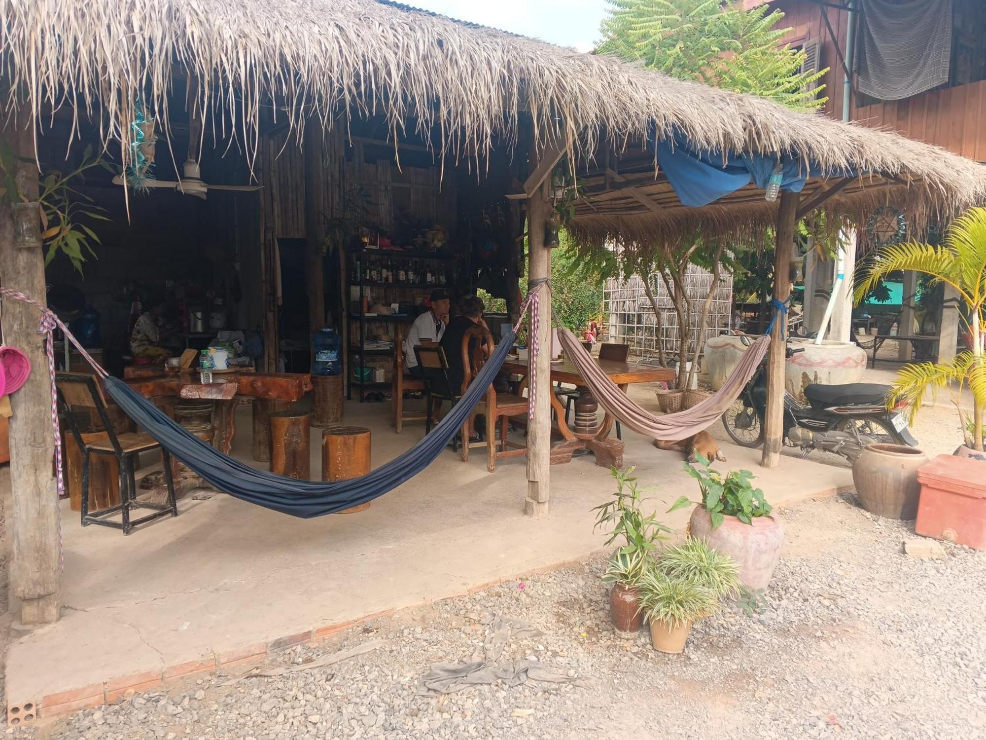 Family Batcave Homestay 马德望 外观 照片